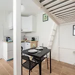 Close to Montmartre l Fully equipped studio
